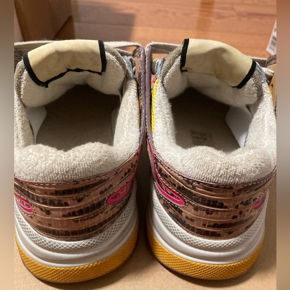Gucci Ultrapace Sneakers Pink Multi Leather Metallic Reptile Snake Print Sz 34.5 - Picture 10 of 11